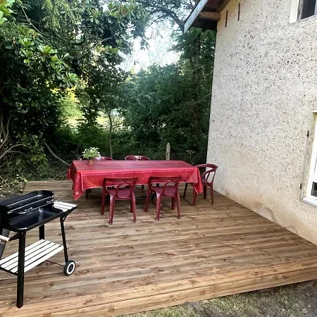 Сasa de vacaciones La Grange Cirque Uza